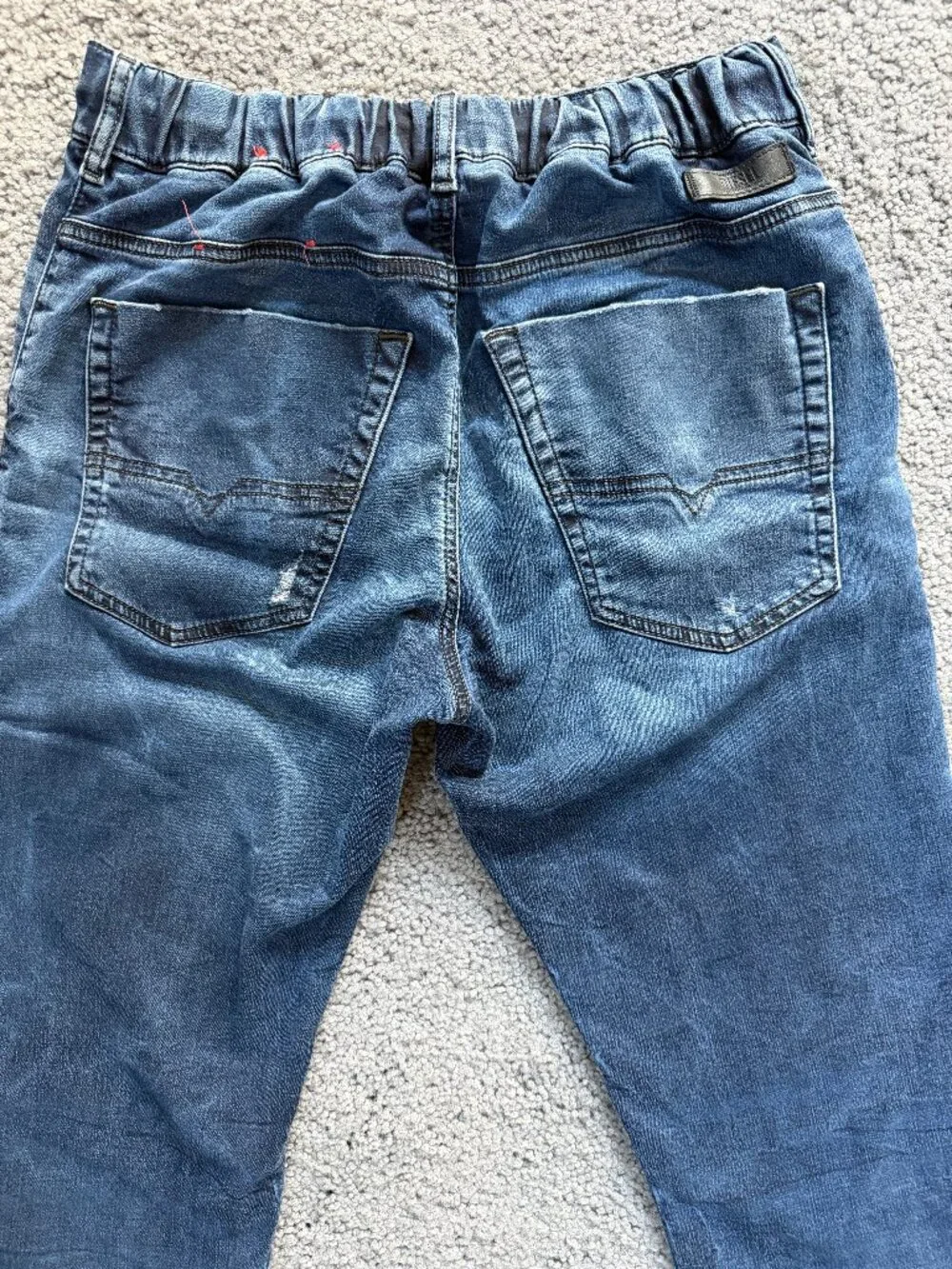 Diesel Krooley-NE JoggJeans Distressed Sweat Jeans W30 Medium Blue 0670U